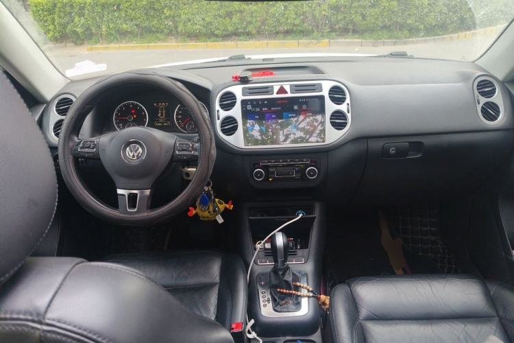 Used Volkswagen Tiguan 2012 1.8TSI Automatic Two-Wheel Drive Elite Edition Center Console