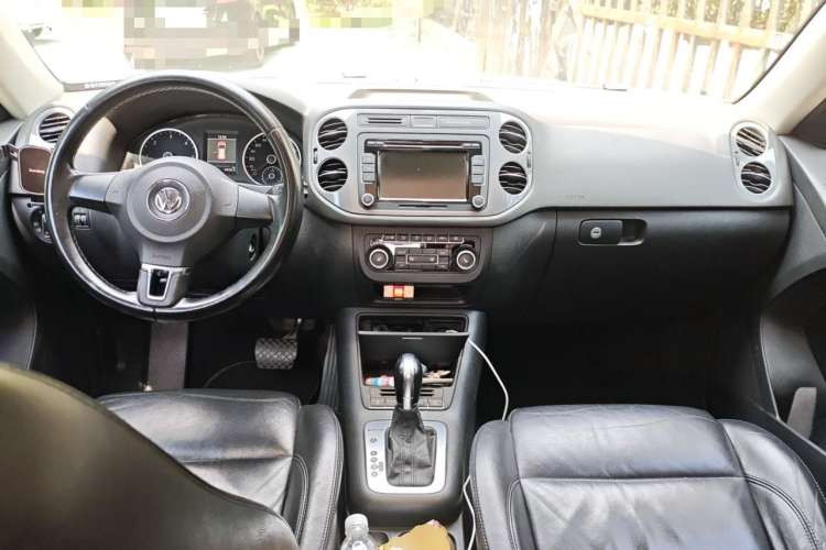 Used Volkswagen Tiguan 2012 2.0 TDI Comfort Edition Center Console