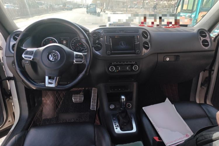 Used Volkswagen Tiguan 2012 2.0 TSI Luxury Edition Center Console