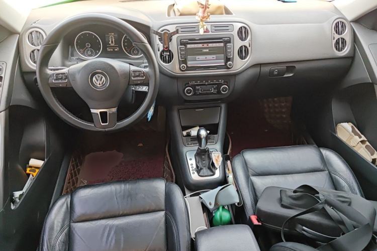 Used Volkswagen Tiguan 2012 1.8TSI Automatic Two-Wheel Drive Elite Edition Center Console