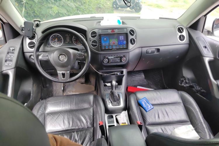 Used Volkswagen Tiguan 2012 1.8TSI Automatic Two-Wheel Drive Trend Edition Center Console