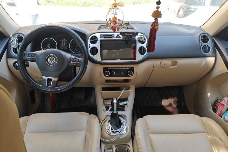Used Volkswagen Tiguan 2012 1.8TSI Automatic Two-Wheel Drive Elite Edition Center Console