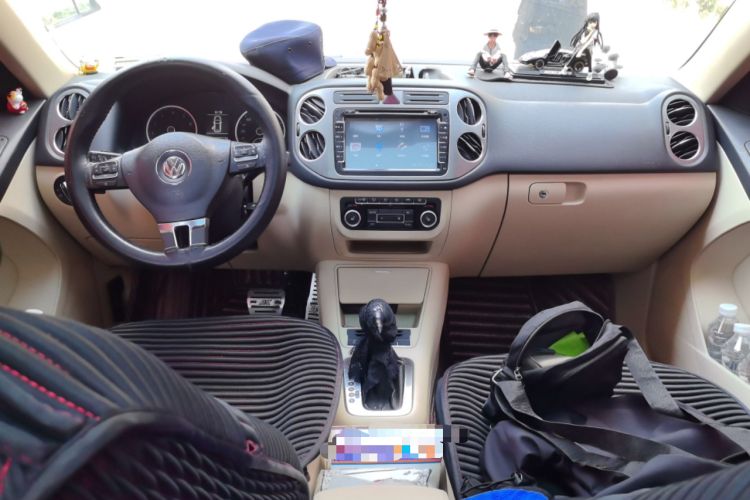 Used Volkswagen Tiguan 2012 1.8TSI Automatic All-Wheel Drive Elite Edition Center Console