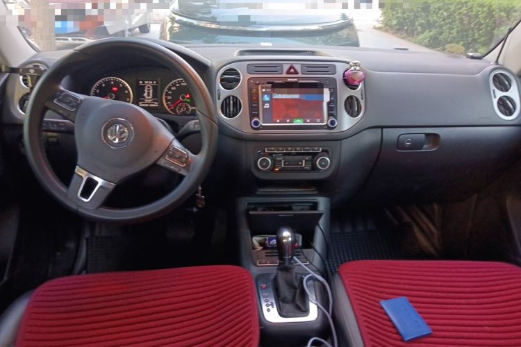 Used Volkswagen Tiguan 2012 1.8TSI Automatic Two-Wheel Drive Elite Edition Center Console