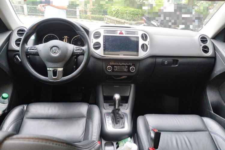 Used Volkswagen Tiguan 2012 1.8TSI Automatic All-Wheel Drive Elite Edition Center Console