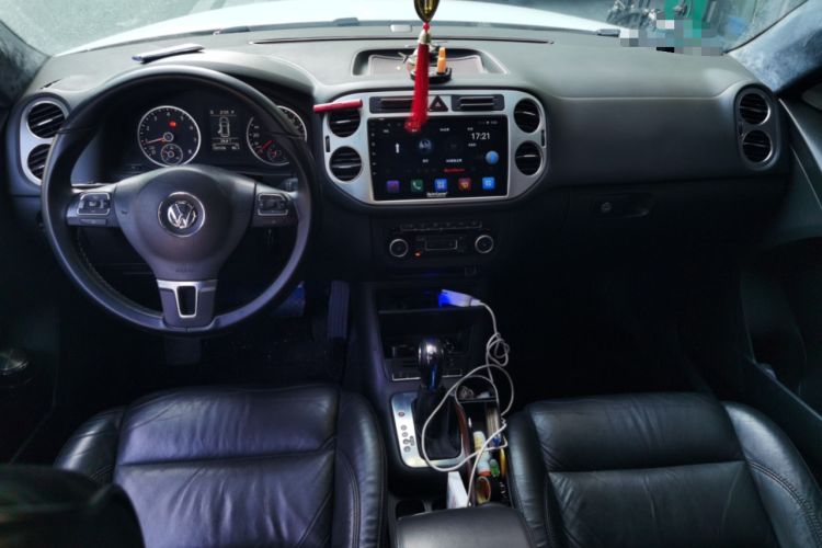 Used Volkswagen Tiguan 2012 1.8TSI Automatic Two-Wheel Drive Elite Edition Center Console