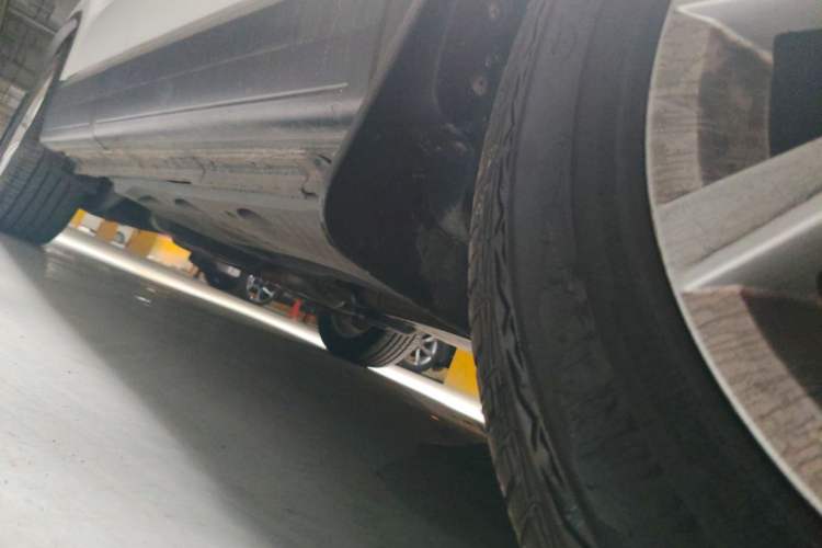 Used Volkswagen Tiguan 2012 2.0 TSI Comfort Edition Chassis Front Right