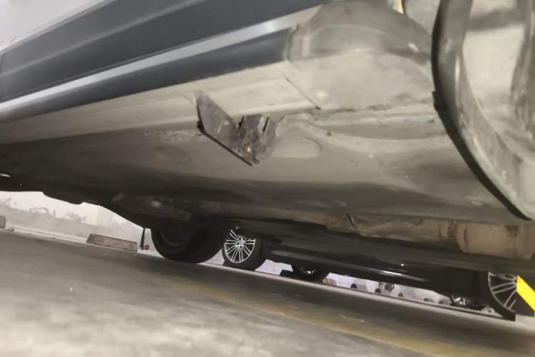 Used Volkswagen Tiguan 2012 1.8TSI Automatic Two-Wheel Drive Elite Edition Chassis Front Right