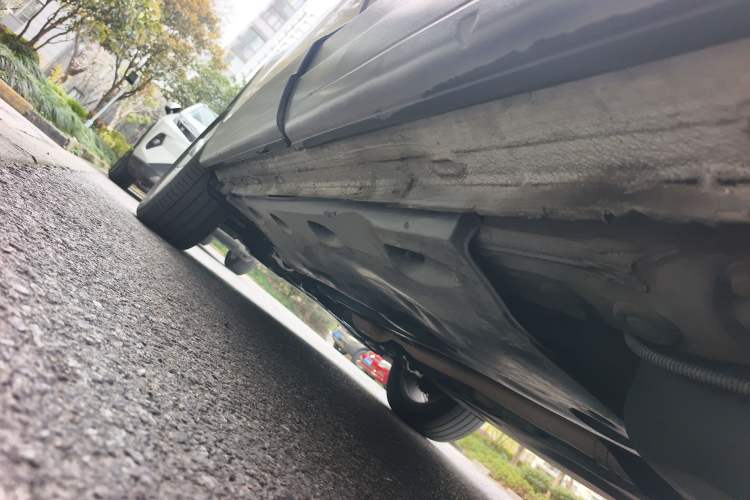 Used Volkswagen Tiguan 2012 2.0 TSI Automatic All-Wheel Drive Elite Edition Chassis Rear Left
