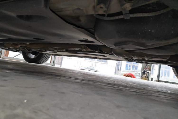 Used Volkswagen Tiguan 2012 2.0 TSI Automatic All-Wheel Drive Flagship Edition Chassis Rear Left