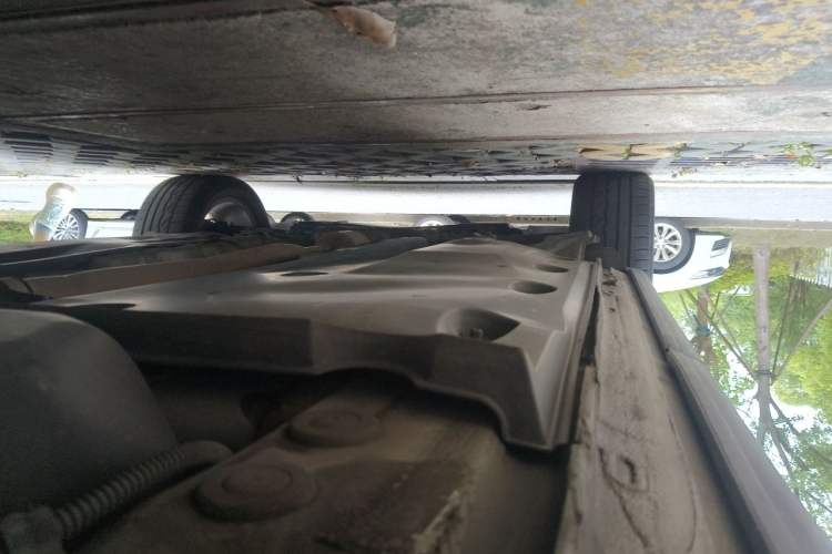 Used Volkswagen Tiguan 2012 2.0 TSI Automatic All-Wheel Drive Flagship Edition Chassis Rear Left