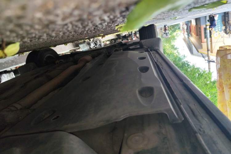 Used Volkswagen Tiguan 2012 1.8TSI Manual Two-Wheel Drive Urban Edition Chassis Rear Left