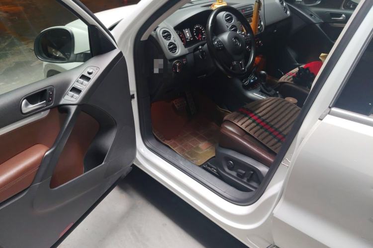 Used Volkswagen Tiguan 2012 2.0 TSI Comfort Edition Driver Seat