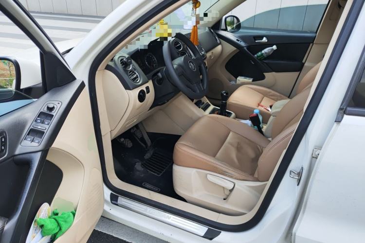Used Volkswagen Tiguan 2012 1.8TSI Manual Two-Wheel Drive Enjoyment Edition Driver Seat