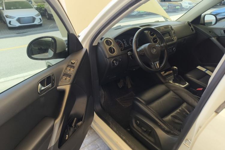 Used Volkswagen Tiguan 2012 1.8TSI Automatic Two-Wheel Drive Trend Edition Driver Seat