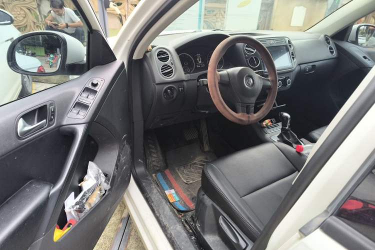 Used Volkswagen Tiguan 2012 1.8TSI Automatic Two-Wheel Drive Urban Edition Driver Seat