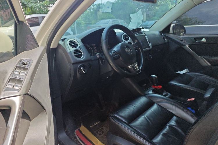 Used Volkswagen Tiguan 2012 1.8TSI Automatic All-Wheel Drive Elite Edition Driver Seat