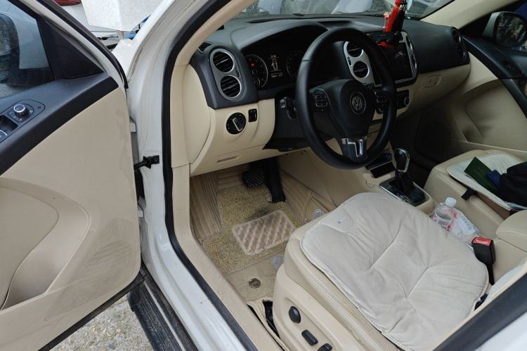 Used Volkswagen Tiguan 2012 1.8TSI Automatic All-Wheel Drive Elite Edition Driver Seat