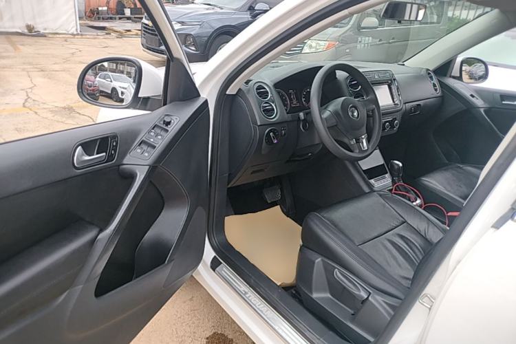 Used Volkswagen Tiguan 2012 1.8TSI Automatic Two-Wheel Drive Urban Edition Driver Seat