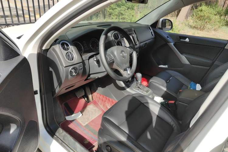 Used Volkswagen Tiguan 2012 1.8TSI Automatic All-Wheel Drive Fashion Edition Driver Seat