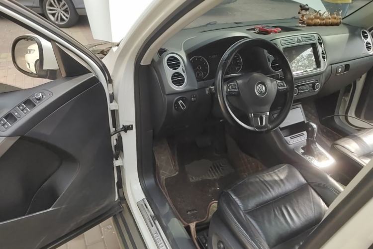 Used Volkswagen Tiguan 2012 1.8TSI Automatic Two-Wheel Drive Elite Edition Driver Seat