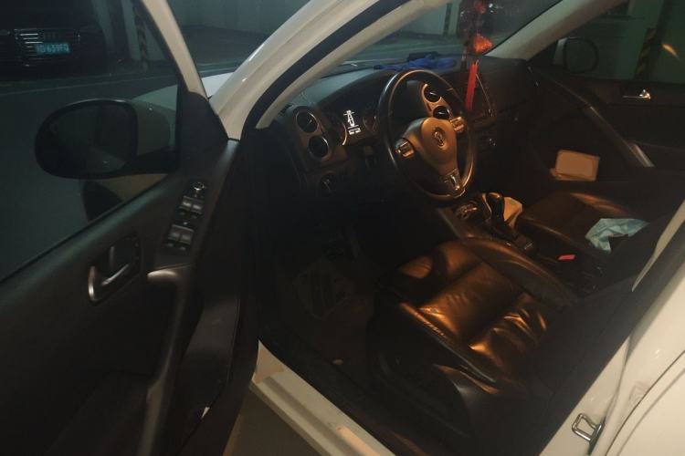 Used Volkswagen Tiguan 2012 1.8TSI Automatic Two-Wheel Drive Elite Edition Driver Seat