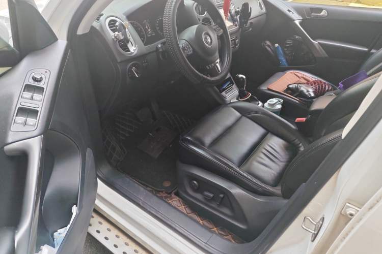 Used Volkswagen Tiguan 2012 1.8TSI Automatic Two-Wheel Drive Trend Edition Driver Seat