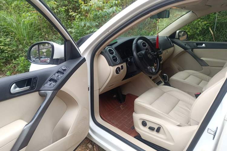 Used Volkswagen Tiguan 2012 1.8TSI Automatic Two-Wheel Drive Elite Edition Driver Seat