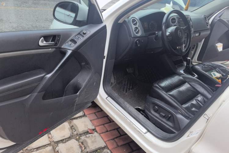 Used Volkswagen Tiguan 2012 1.8TSI Automatic Two-Wheel Drive Elite Edition Driver Seat