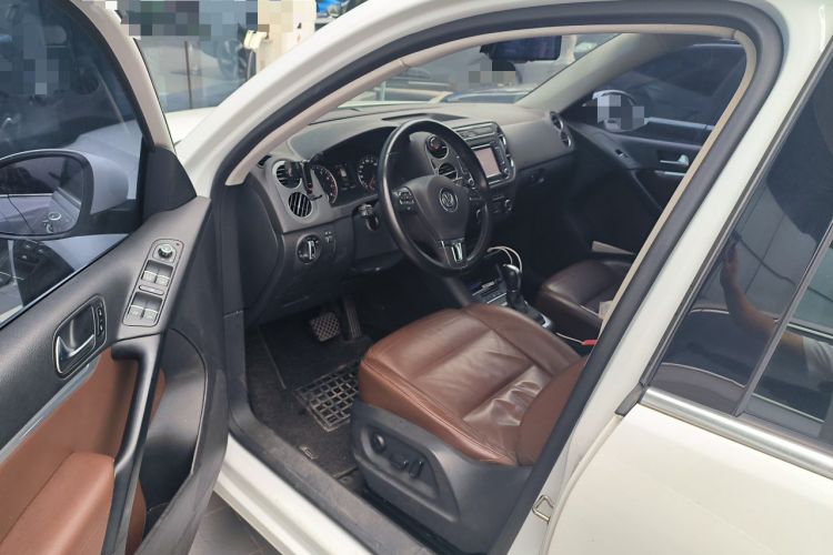 Used Volkswagen Tiguan 2012 2.0 TSI Comfort Edition Driver Seat