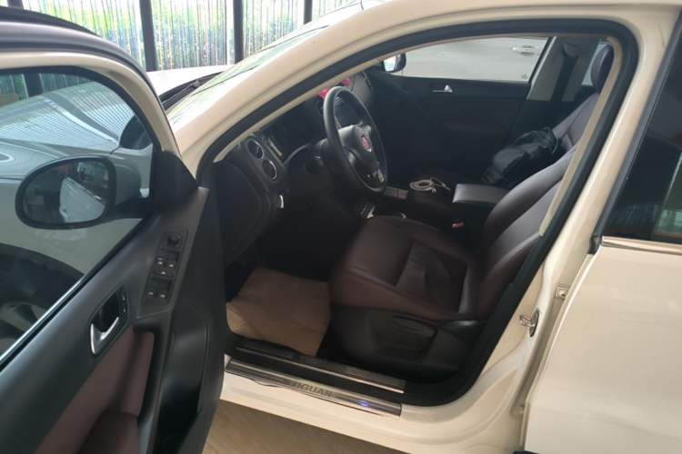 Used Volkswagen Tiguan 2012 1.8TSI Automatic Two-Wheel Drive Urban Edition Driver Seat