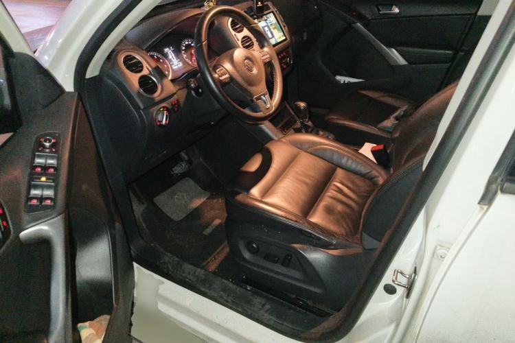 Used Volkswagen Tiguan 2012 1.8TSI Automatic Two-Wheel Drive Trend Edition Driver Seat
