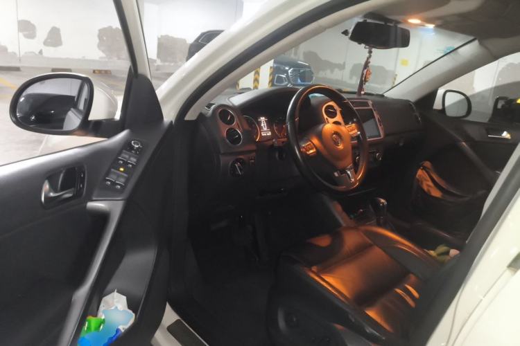 Used Volkswagen Tiguan 2012 1.8TSI Automatic Two-Wheel Drive Elite Edition Driver Seat