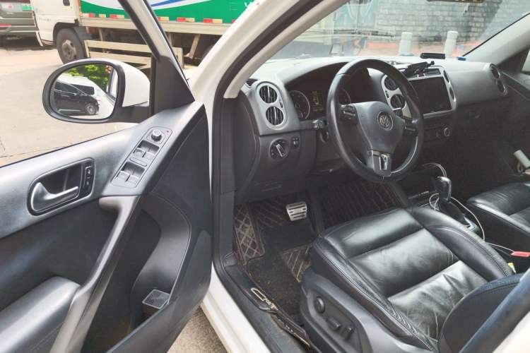 Used Volkswagen Tiguan 2012 1.8TSI Automatic Two-Wheel Drive Elite Edition Driver Seat
