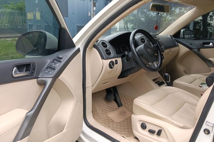 Used Volkswagen Tiguan 2012 1.8TSI Automatic All-Wheel Drive Fashion Edition Driver Seat