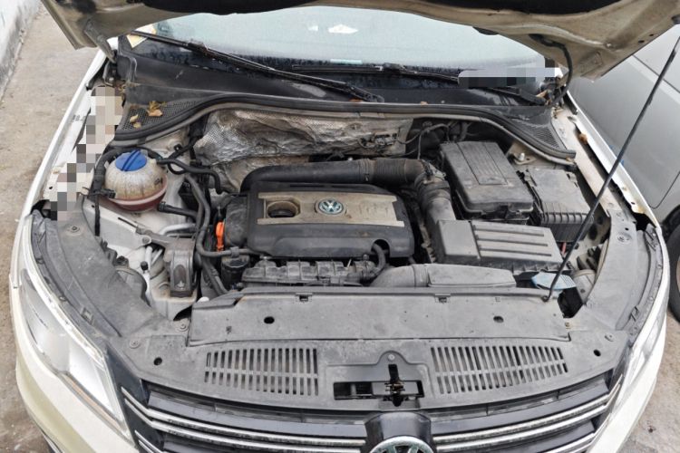 Used Volkswagen Tiguan 2012 1.8TSI Automatic All-Wheel Drive Elite Edition Engine Bay