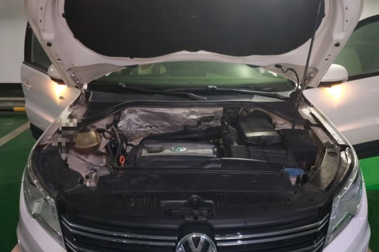 Used Volkswagen Tiguan 2012 1.8TSI Manual Two-Wheel Drive Enjoyment Edition Engine Bay