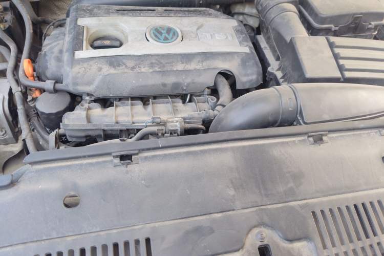 Used Volkswagen Tiguan 2012 1.8TSI Automatic All-Wheel Drive Elite Edition Engine Bay