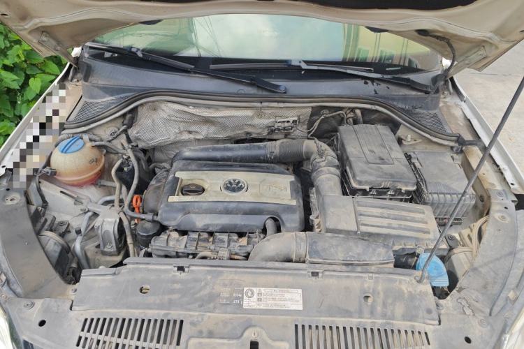 Used Volkswagen Tiguan 2012 1.8TSI Manual Two-Wheel Drive Enjoyment Edition Engine Bay