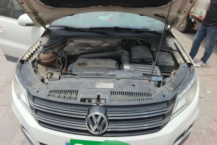 Used Volkswagen Tiguan 2012 1.8TSI Automatic All-Wheel Drive Elite Edition Engine Bay