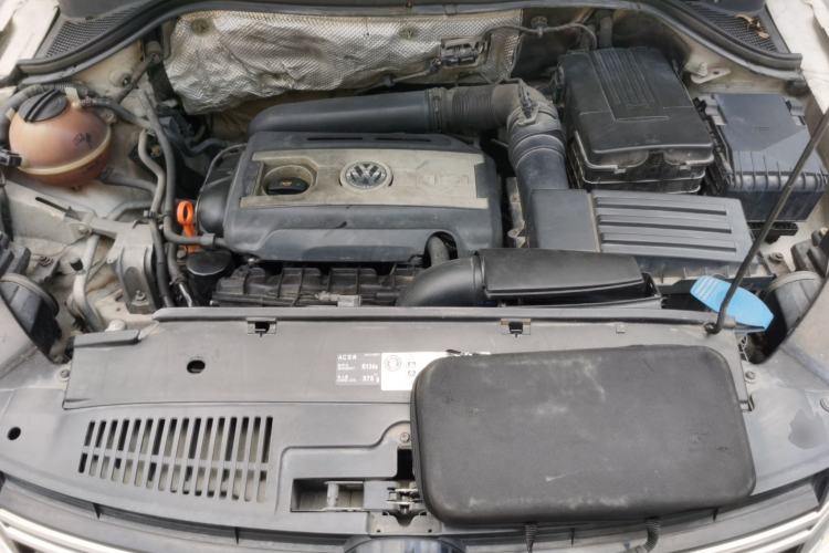 Used Volkswagen Tiguan 2012 1.8TSI Automatic All-Wheel Drive Elite Edition Engine Bay
