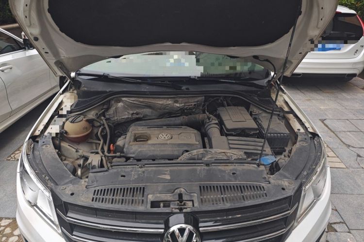Used Volkswagen Tiguan 2012 1.8TSI Automatic Two-Wheel Drive Urban Edition Engine Bay