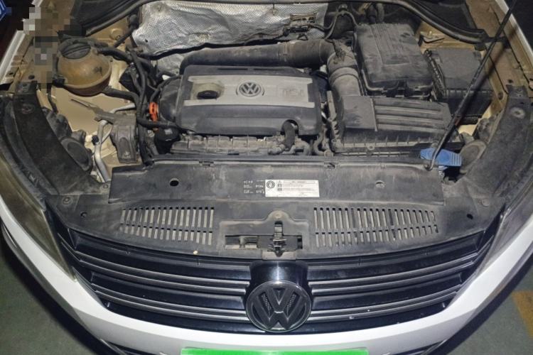 Used Volkswagen Tiguan 2012 1.8TSI Automatic All-Wheel Drive Elite Edition Engine Bay