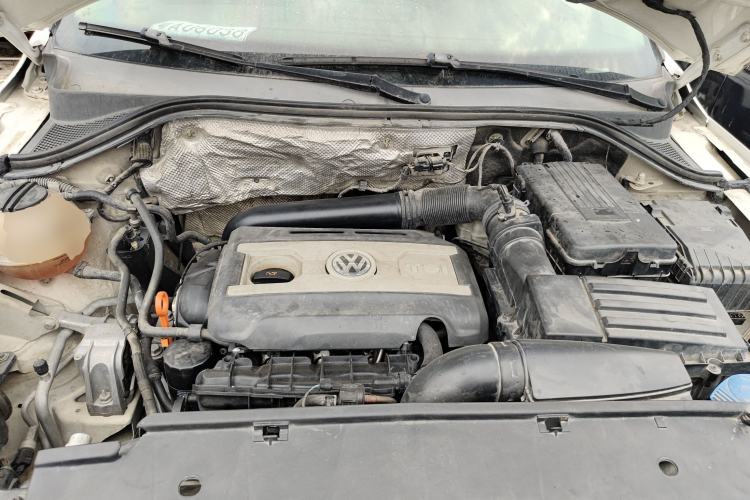 Used Volkswagen Tiguan 2012 1.8TSI Automatic Two-Wheel Drive Elite Edition Engine Bay