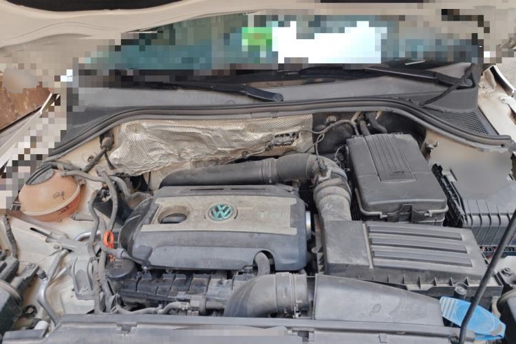 Used Volkswagen Tiguan 2012 1.8TSI Automatic All-Wheel Drive Elite Edition Engine Bay