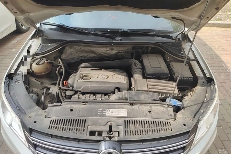 Used Volkswagen Tiguan 2012 1.8TSI Automatic Two-Wheel Drive Elite Edition Engine Bay