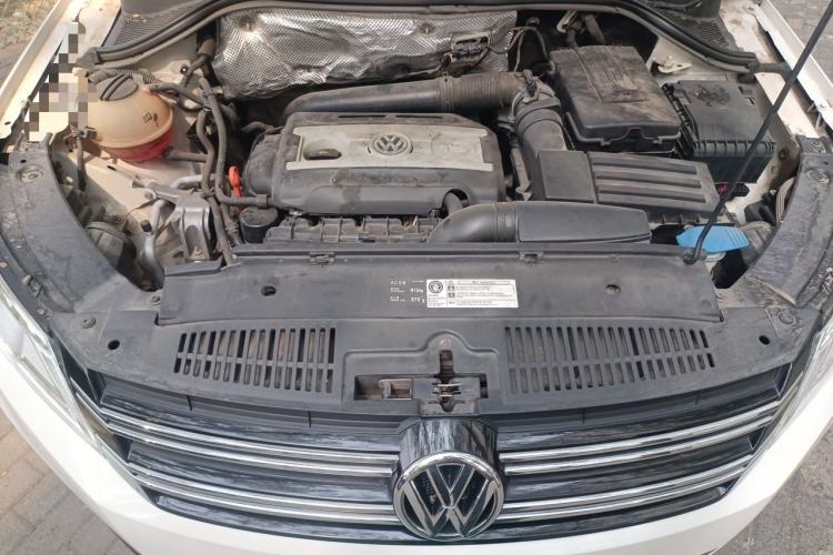 Used Volkswagen Tiguan 2012 1.8TSI Automatic All-Wheel Drive Elite Edition Engine Bay