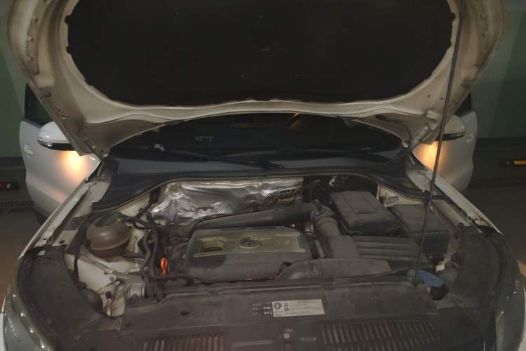 Used Volkswagen Tiguan 2012 1.8TSI Automatic Two-Wheel Drive Elite Edition Engine Bay
