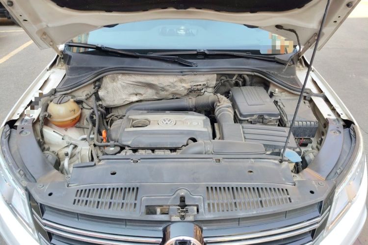 Used Volkswagen Tiguan 2012 1.8TSI Automatic Two-Wheel Drive Trend Edition Engine Bay