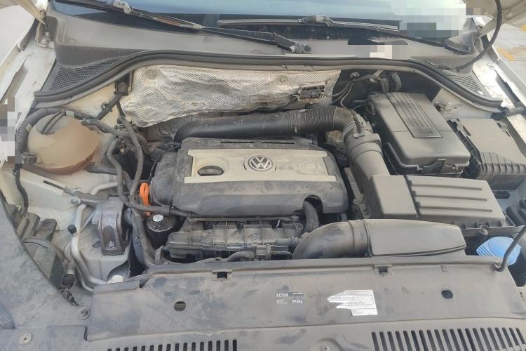 Used Volkswagen Tiguan 2012 1.8TSI Automatic All-Wheel Drive Elite Edition Engine Bay